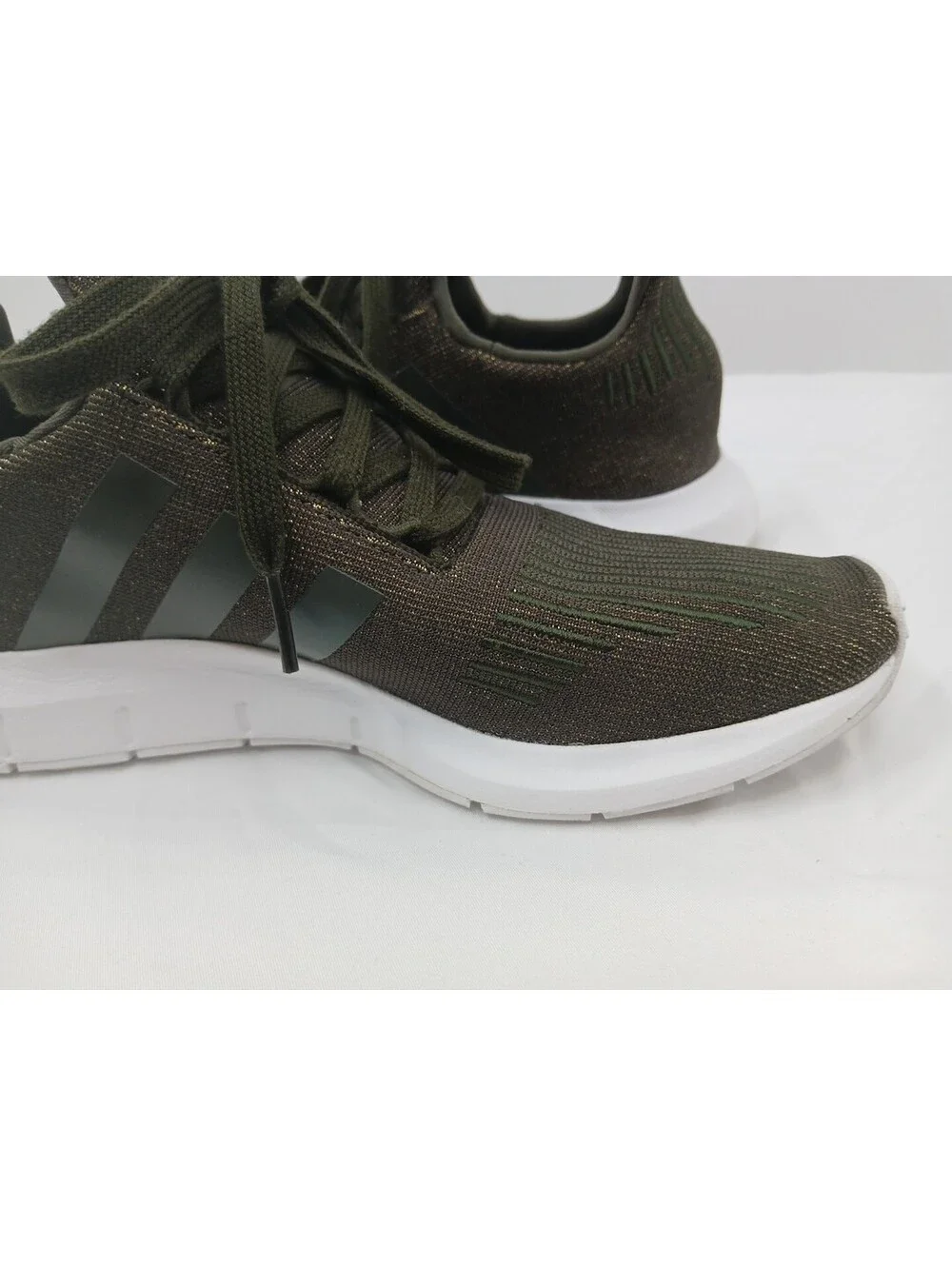 Adidas Swift Run 1.0 Shoes Womens 6.5 Green Athletic Casual Low Top Sneakers